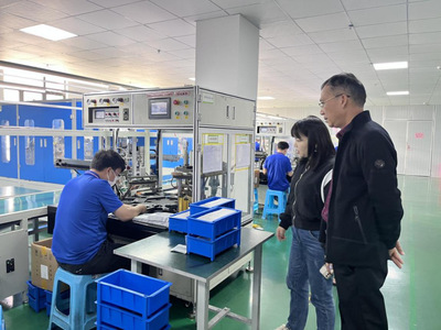 我校机电数控专业学生到广西华政新能源科技开展岗位实习